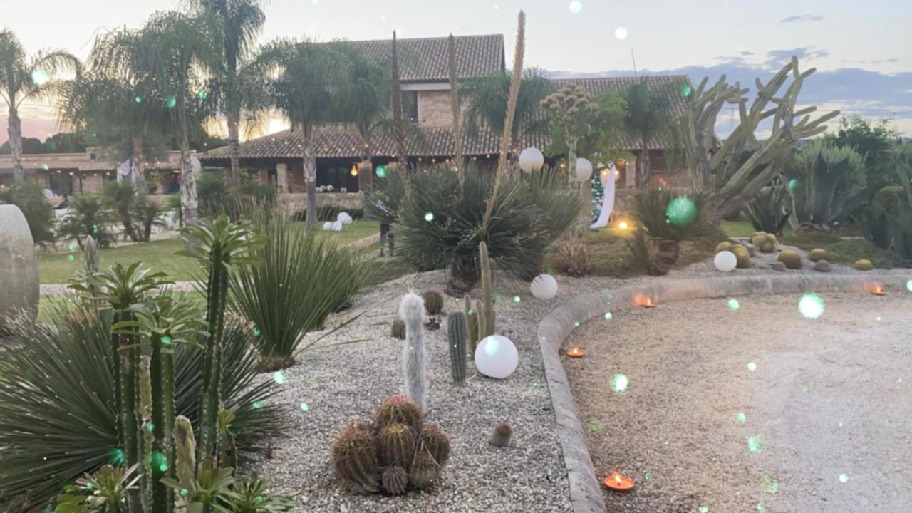 Mythos Holidays & Events Syracuse Exterior foto